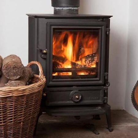 Scenic Welsh Cottage In The Brecon Beacons Crickhowell Exteriör bild