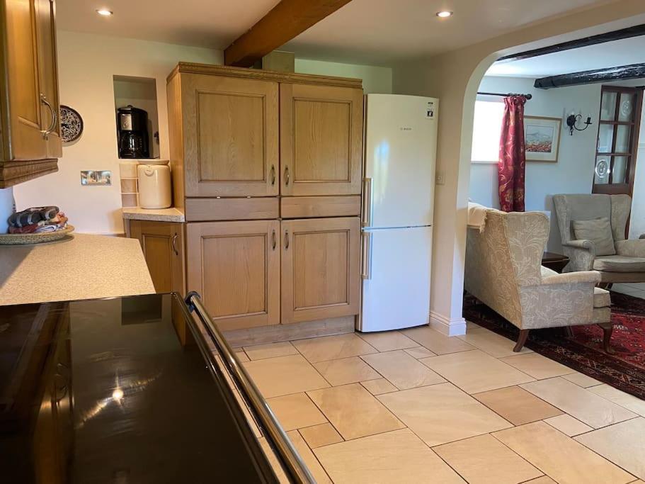 Scenic Welsh Cottage In The Brecon Beacons Crickhowell Exteriör bild